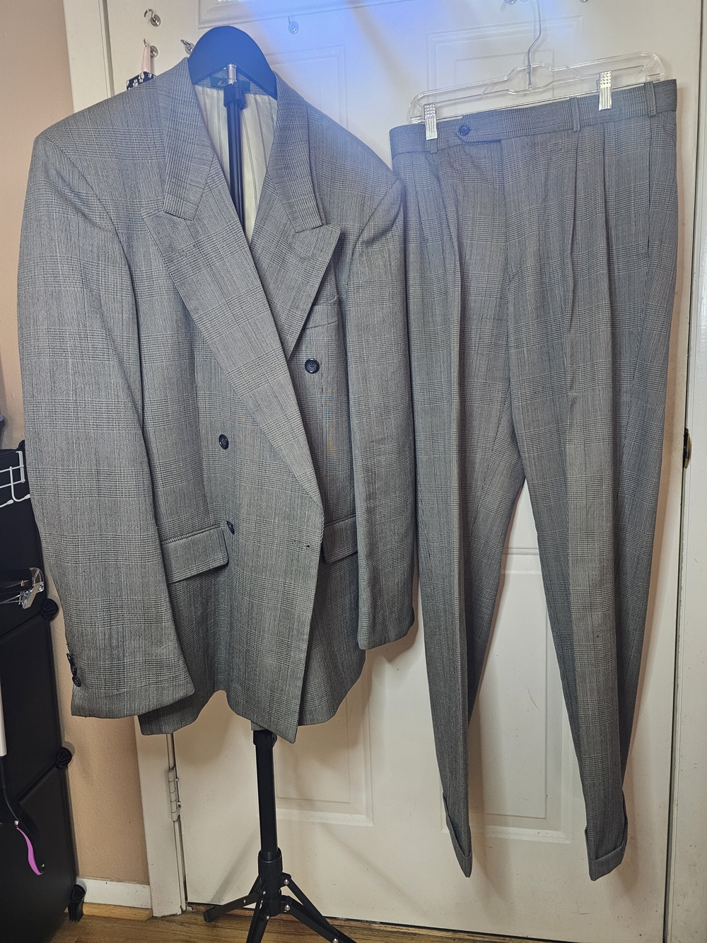 Cellini Gray Plaid Double-Breasted Suit Jacket & Trousers